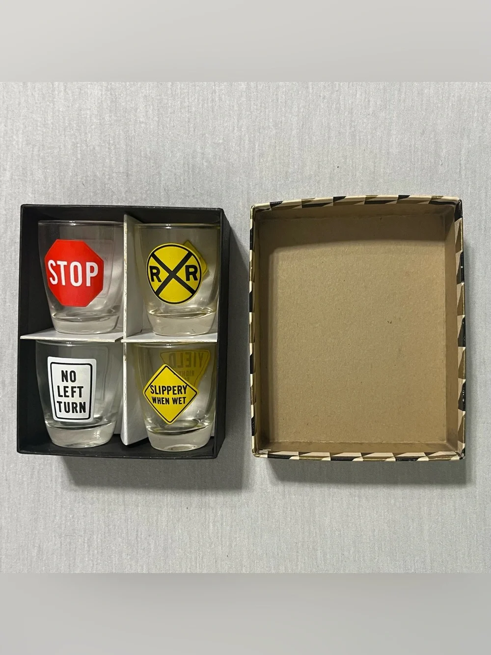 Anchor Hocking Traffic Street Signs Shot Glasses Set of 4 in Original Box